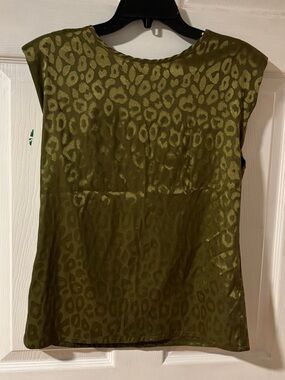 Mundefeis Olive Green Animal Print Satin Shell Top with Shoulder Pads S